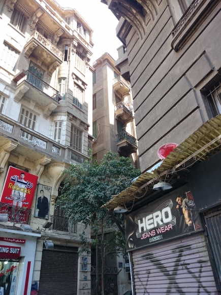 <a class="fancybox" rel="gallery-images" href="https://www.cuipcairo.org/sites/default/files/styles/largest/public/001_8.jpg?itok=2rqJ-lNI" title="">Enlarge</a><br >