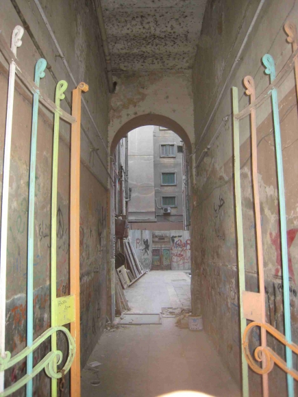 <a class="fancybox" rel="gallery-" href="https://www.cuipcairo.org/sites/default/files/styles/largest/public/b2_001.jpg?itok=waAUXsdH" title="">تكبير</a><br >٢٠١٣، يوليو ٢١<br>