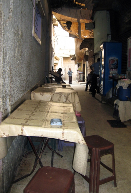 <a class="fancybox" rel="gallery-street-furniture" href="https://www.cuipcairo.org/sites/default/files/styles/largest/public/c3_3b_01.jpg?itok=mLAZzruH" title="">تكبير</a><br >