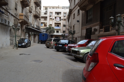<a class="fancybox" rel="gallery-accessibility-and-circulation" href="https://www.cuipcairo.org/sites/default/files/styles/largest/public/dsc_0077.jpg?itok=s-miyo1M" title="Parked cars and concrete blocks do not allow smooth circulation.">Enlarge</a><br >Parked cars and concrete blocks do not allow smooth circulation.