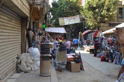 <a class="fancybox" rel="gallery-encroachments-and-territory-markers" href="https://www.cuipcairo.org/sites/default/files/styles/largest/public/dsc_0197.jpg?itok=24IFR6vK" title="Stalls are set during the day to sell goods.">Enlarge</a><br >2015, Oct 11, 02:10pm<br>Stalls are set during the day to sell goods.