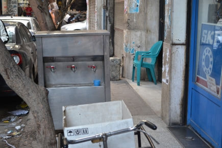 <a class="fancybox" rel="gallery-street-furniture" href="https://www.cuipcairo.org/sites/default/files/styles/largest/public/dsc_0735_01.jpg?itok=iXSe84Bc" title="">تكبير</a><br >